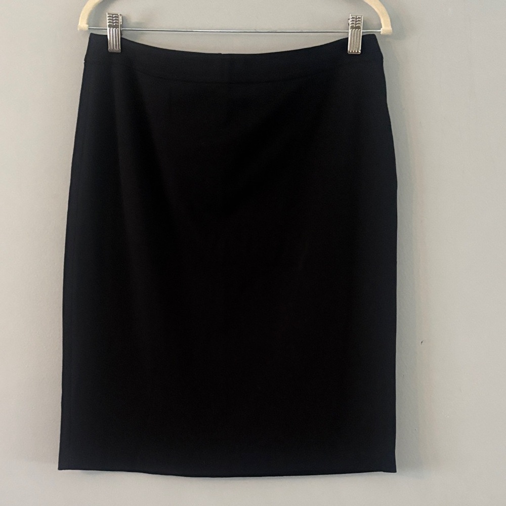 Armani Collezioni Made in Italy Classic Black Pencil Skirt
